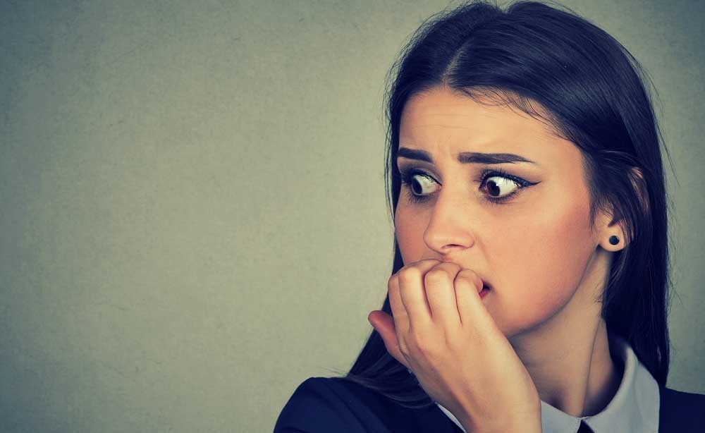 respiro corto e tensione interna nel corpo legati ad ansia e stress prolungato